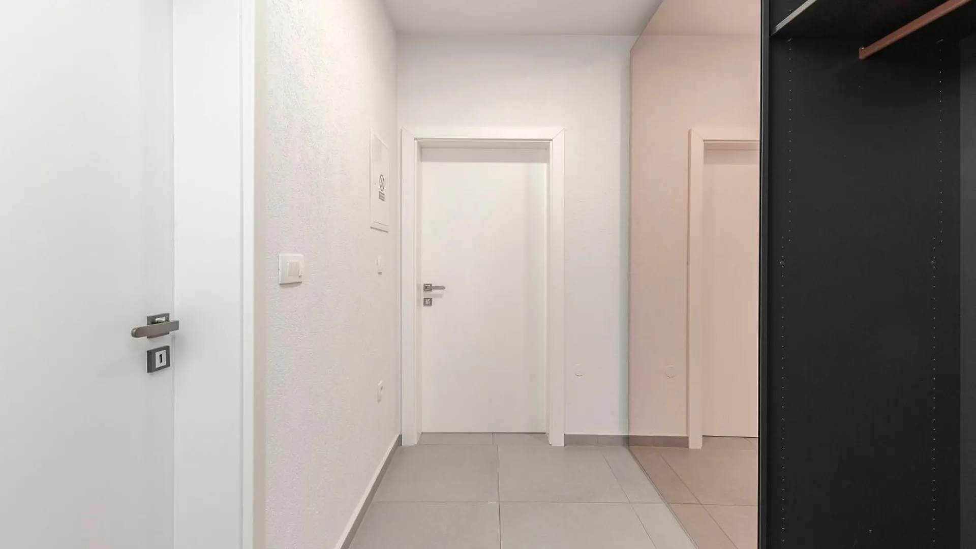 Aroma Apartments Lubiana 0*,  Slovenia
