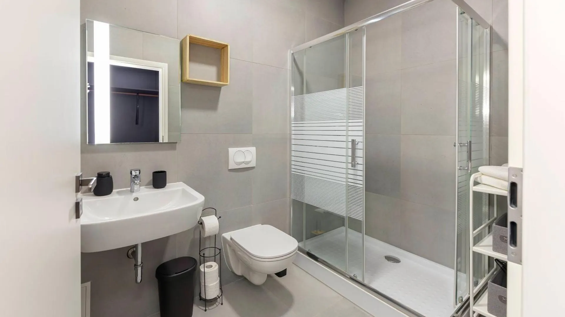 Aroma Apartments Lubiana 0*,  Slovenia